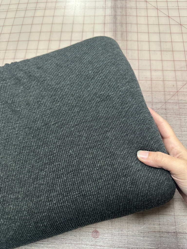 5 yard cut charcoal light weight sweater knit rib flawed selvage