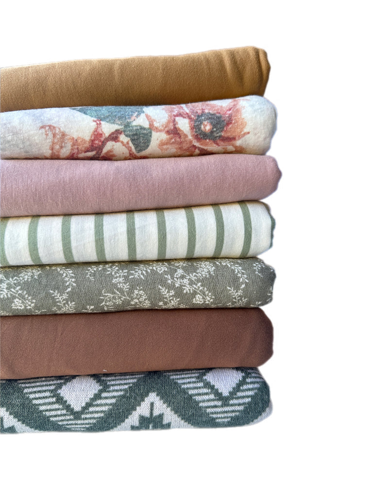 #8 mixed knit bundle 10 yards total