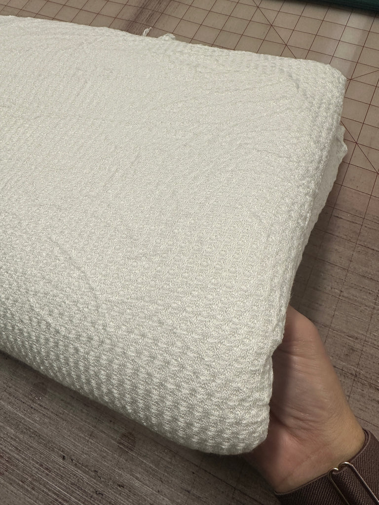 White waffle knit 5 yard cut